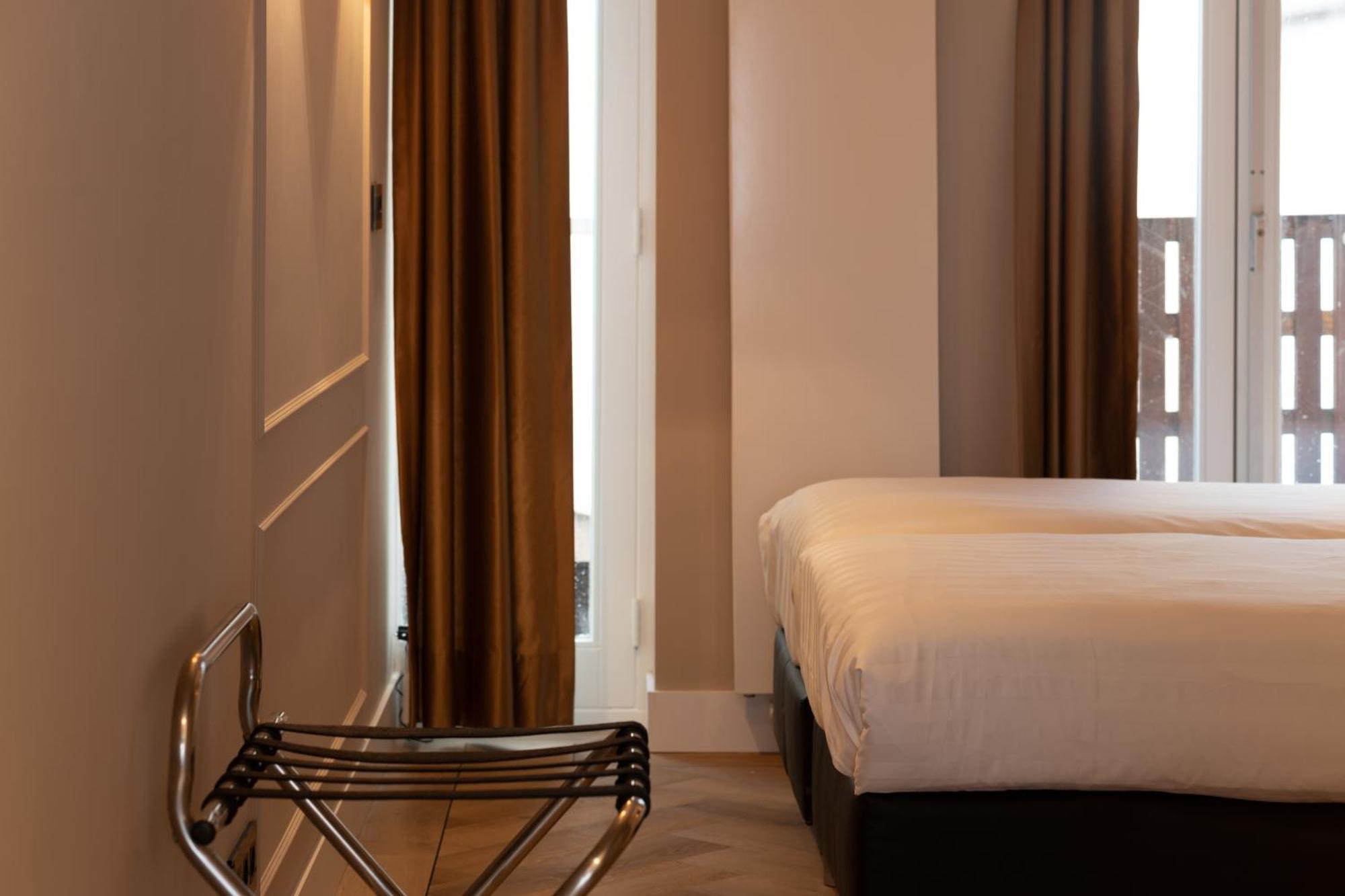 Midtown Hotel Triple アムステルダム エクステリア 写真